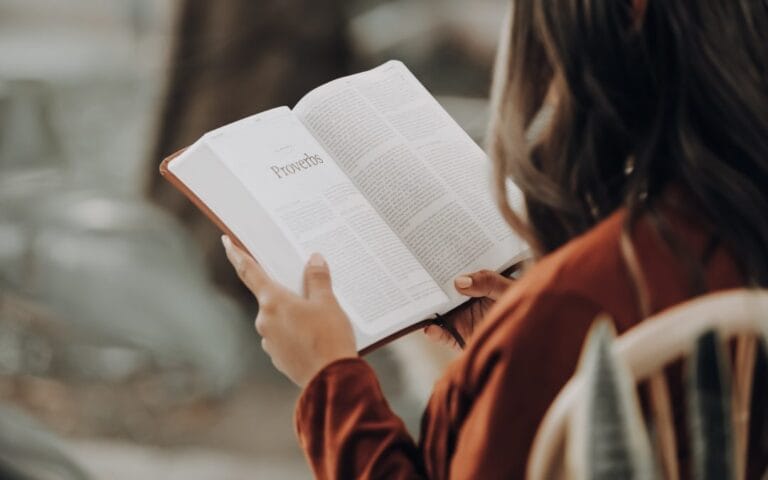 Consejos para Leer un Libro de Manera Efectiva y Placentera