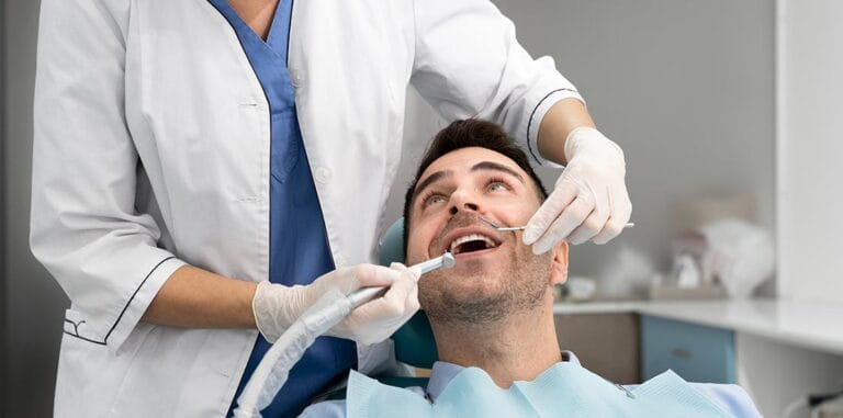 Odontología: Una Carrera de Cuidado Dental con Gran Impacto