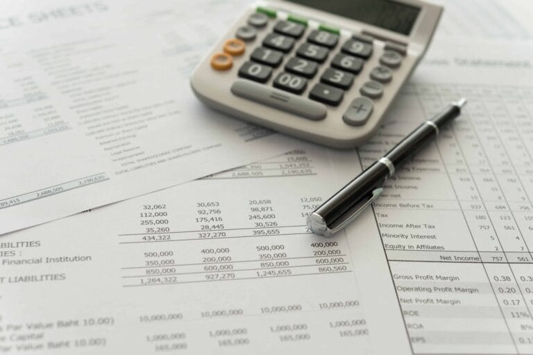 Desarrolla tu carrera en contabilidad con una universidad en línea de calidad