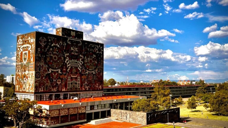 Descubre la excelencia académica en la Universidad del Valle de México Campus Juriquilla