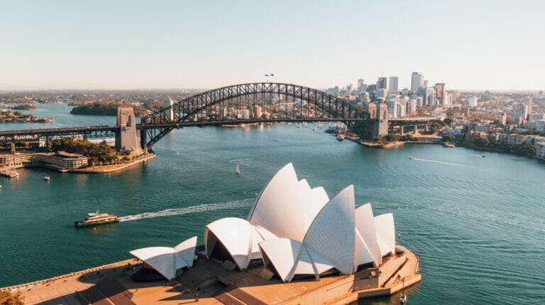Descubre cómo estudiar y trabajar en Australia: Guía completa para tu éxito